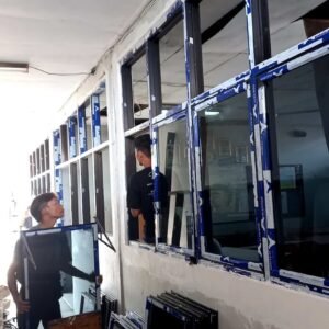 Project TKM Group Sekolah Kapin, Bekasi 1 gedung, partisi jendela aluminium dan kaca mati
