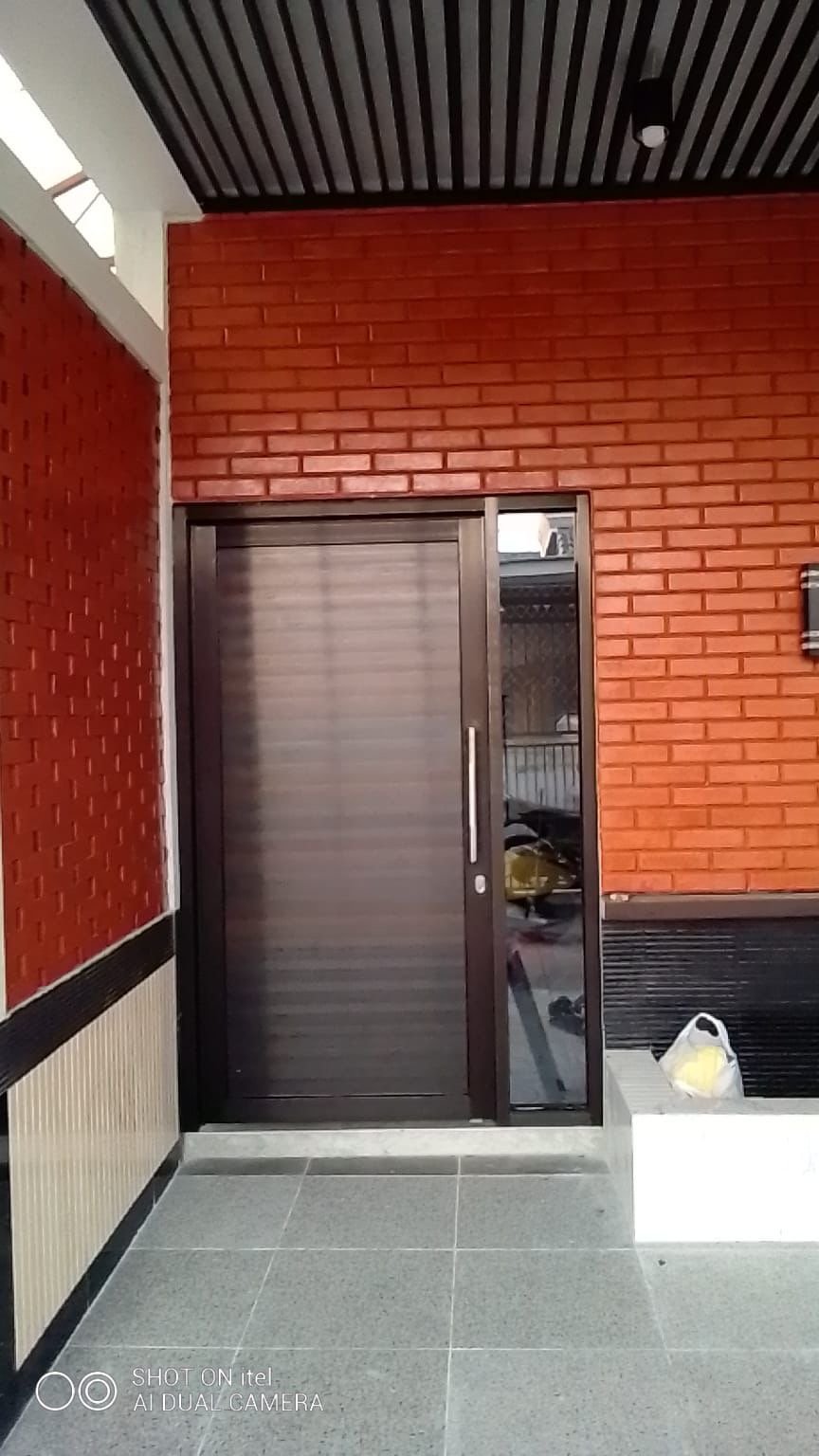 pintu rumah utama bekasi